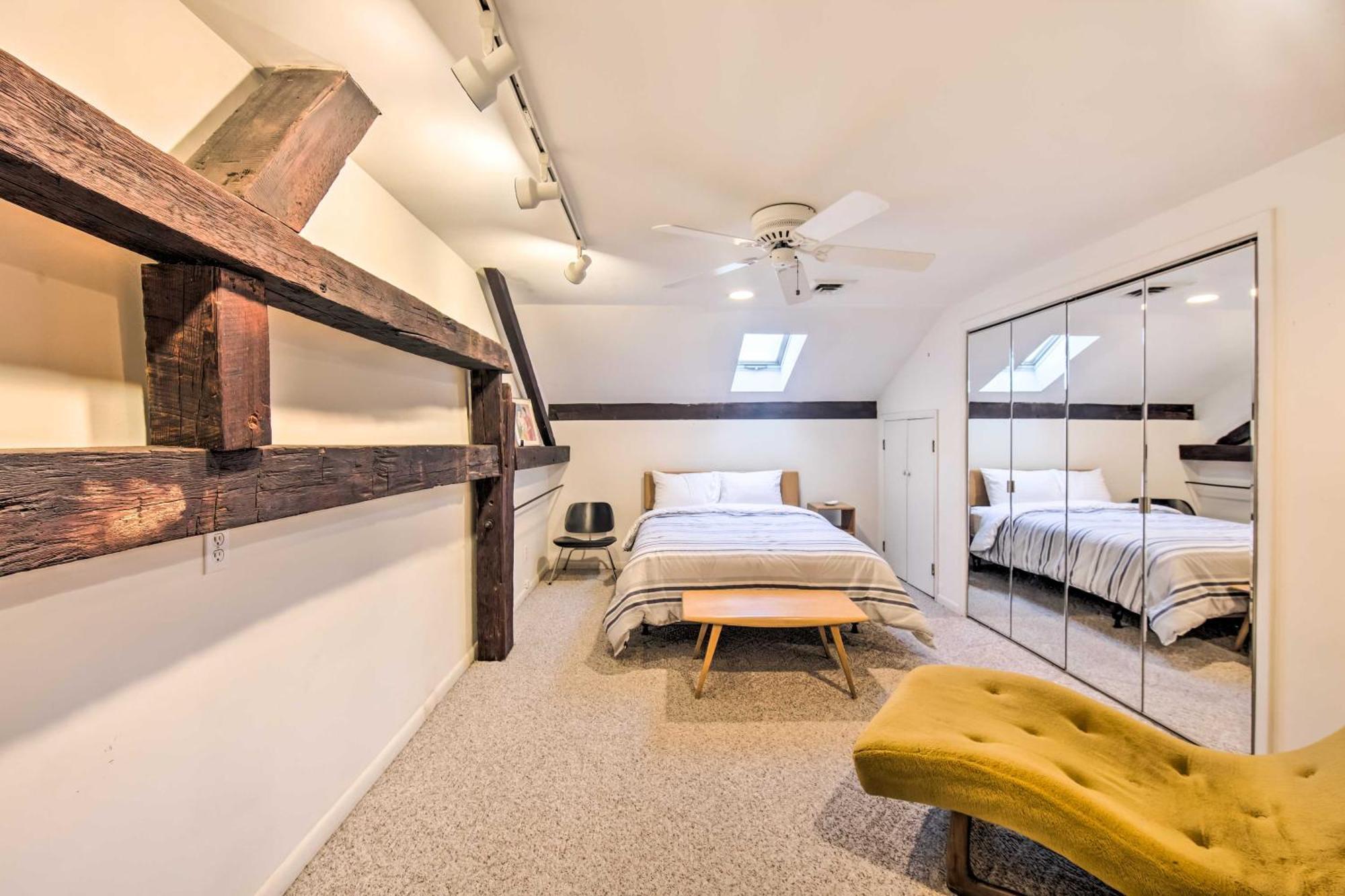 Runningwater Apartment In Lancaster With Deck Bagian luar foto
