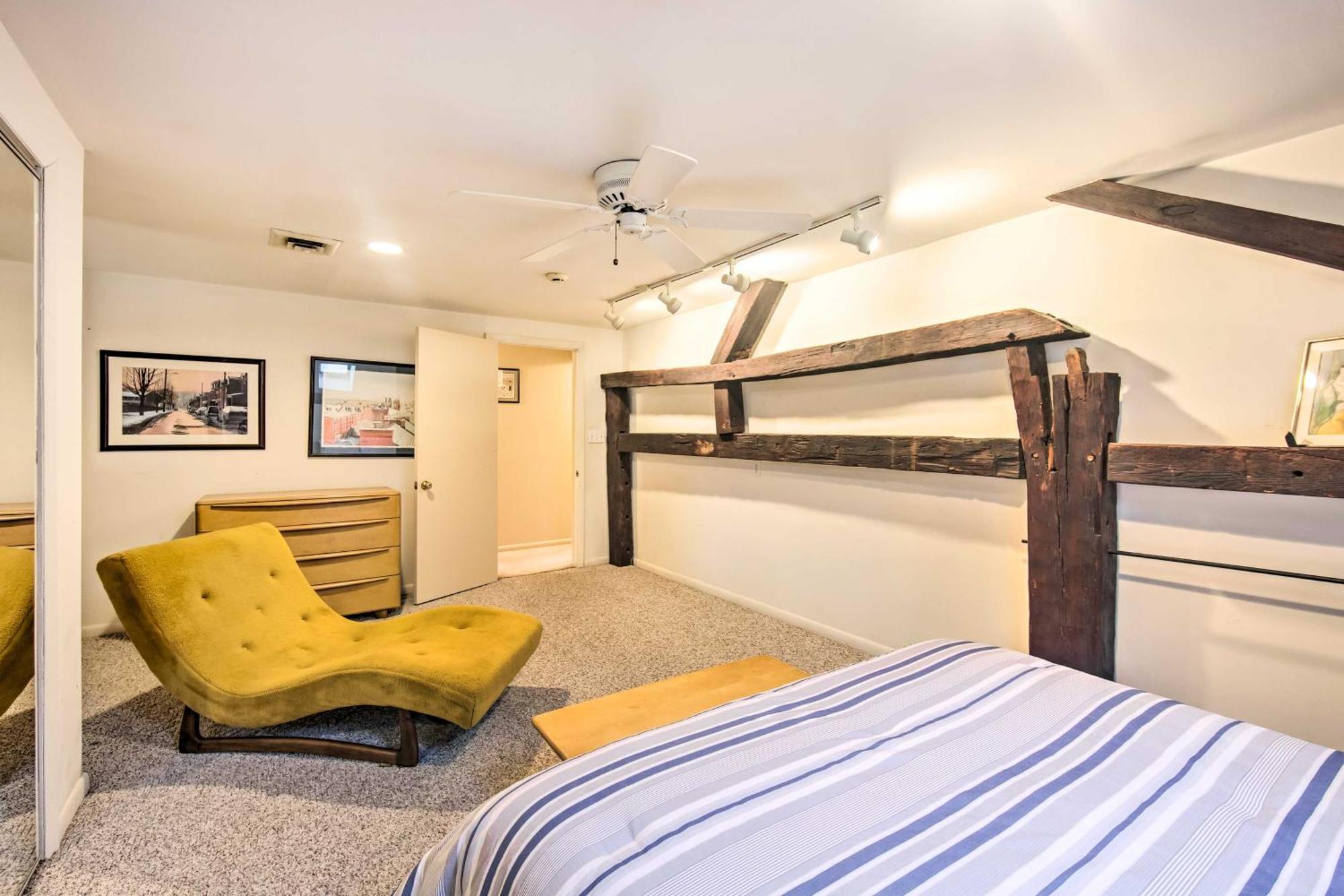 Runningwater Apartment In Lancaster With Deck Bagian luar foto
