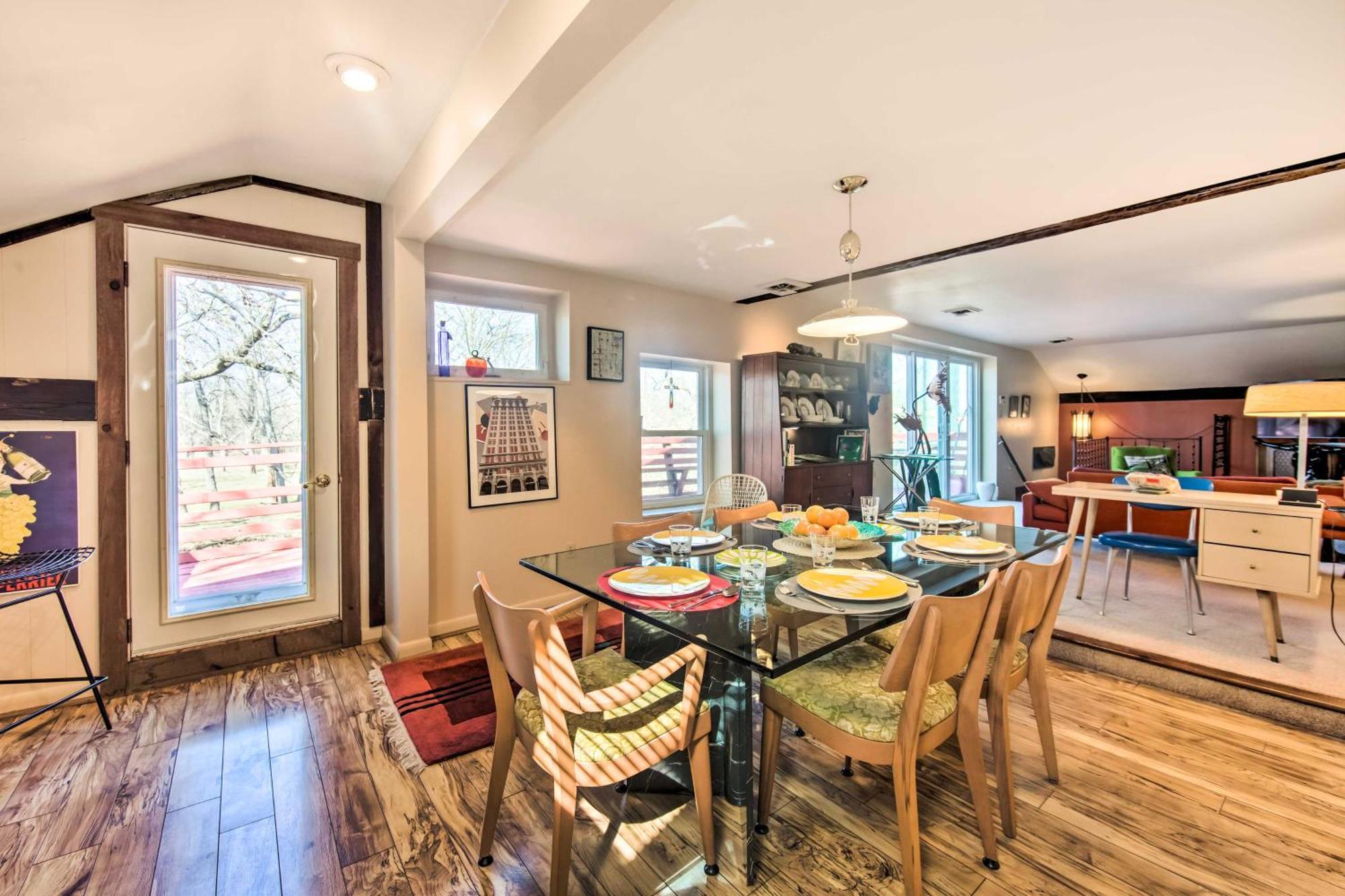 Runningwater Apartment In Lancaster With Deck Bagian luar foto